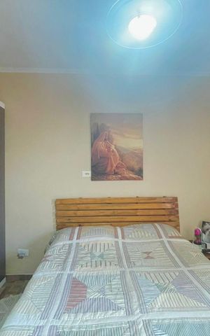 Casa à venda com 175m², 3 quartos e 4 vagas Casa à venda com 175m², 3 quartos e 4 vagasQuarto 1
