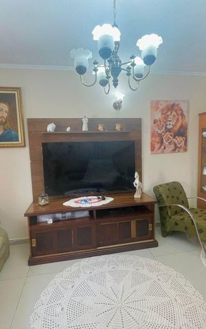Casa à venda com 175m², 3 quartos e 4 vagas Casa à venda com 175m², 3 quartos e 4 vagasSala
