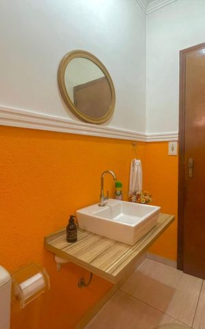Casa à venda com 175m², 3 quartos e 4 vagas Casa à venda com 175m², 3 quartos e 4 vagasBanheiro 3