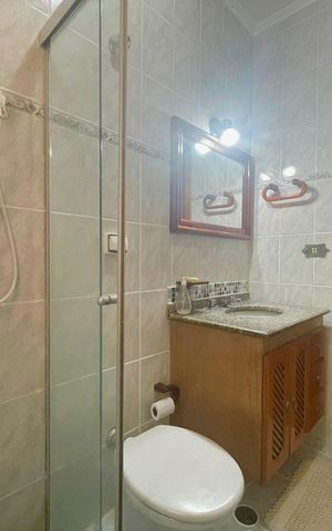Casa à venda com 175m², 3 quartos e 4 vagas Casa à venda com 175m², 3 quartos e 4 vagasBanheiro 1