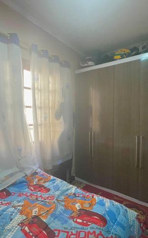 Casa à venda com 175m², 3 quartos e 4 vagas Casa à venda com 175m², 3 quartos e 4 vagasQuarto 2