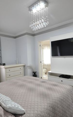 Casa à venda com 345m², 4 quartos e 10 vagasSuíte Master