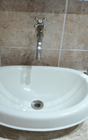 Casa à venda com 345m², 4 quartos e 10 vagasLavabo
