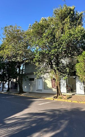 Casa à venda com 300m², 3 quartos e 4 vagas