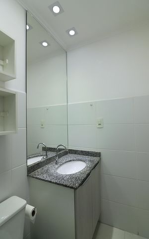 Apartamento à venda com 56m², 2 quartos e 1 vagaBanheiro Social