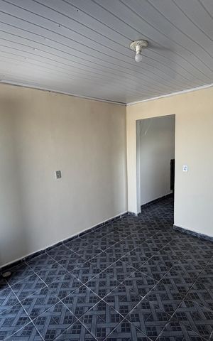 Casa para alugar com 70m², 2 quartos e sem vaga Casa para alugar com 70m², 2 quartos e sem vagaQuarto
