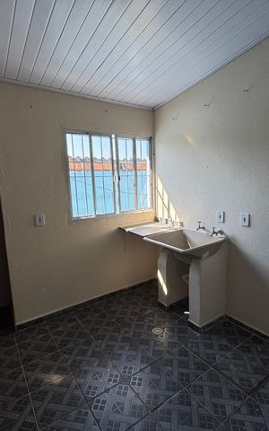 Casa para alugar com 70m², 2 quartos e sem vaga Casa para alugar com 70m², 2 quartos e sem vagaÁrea de Serviço/ churrasqueira
