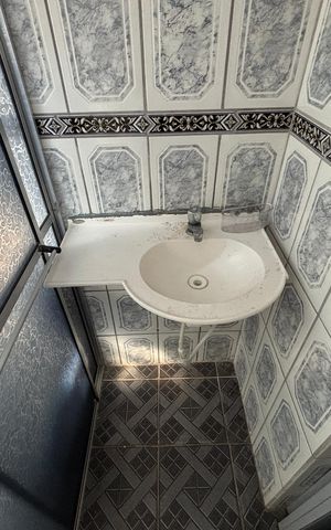 Casa para alugar com 70m², 2 quartos e sem vaga Casa para alugar com 70m², 2 quartos e sem vagaBanheiro