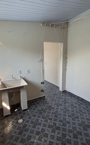 Casa para alugar com 70m², 2 quartos e sem vaga Casa para alugar com 70m², 2 quartos e sem vagaÁrea de Serviço/ churrasqueira