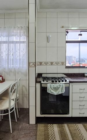 Casa à venda com 260m², 3 quartos e 4 vagasCozinha - Armários