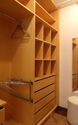 Apartamento à venda com 195m², 4 quartos e 3 vagasCloset da Suíte 2