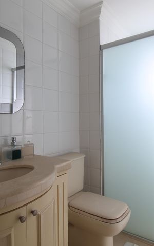 Apartamento à venda com 195m², 4 quartos e 3 vagasBanheiro da Suíte 1