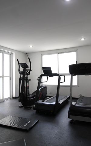 Apartamento à venda com 195m², 4 quartos e 3 vagasÁrea Comum - Academia