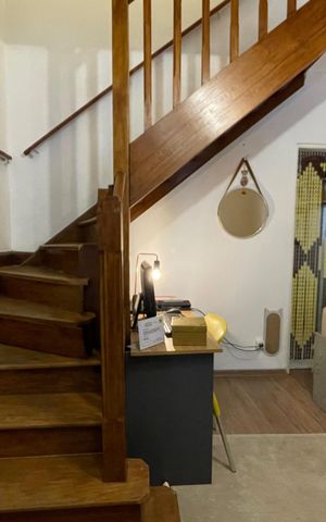Casa à venda com 122m², 2 quartos e 1 vaga
