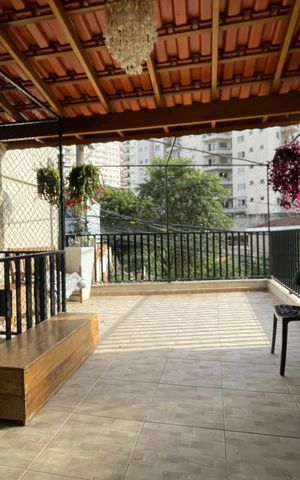 Casa à venda com 122m², 2 quartos e 1 vaga