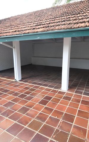 Casa à venda com 604m², 3 quartos e 6 vagasGaragem