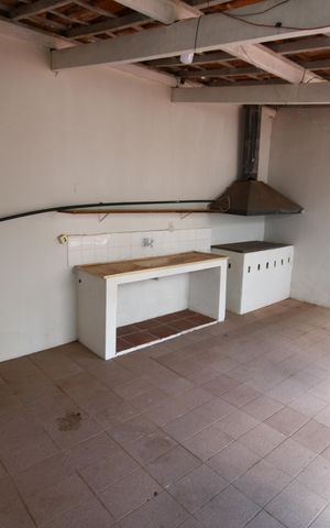 Casa à venda com 604m², 3 quartos e 6 vagasChurrasqueira