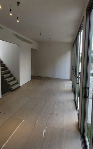 Casa de condomínio à venda com 266m², 2 quartos e 3 vagas