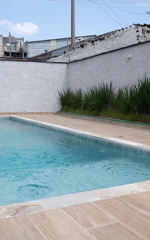 Studio à venda com 28m², 1 quarto e sem vagaÁrea comum - Piscina
