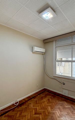Apartamento para alugar com 216m², 3 quartos e 1 vaga Apartamento para alugar com 216m², 3 quartos e 1 vagaQuarto 1