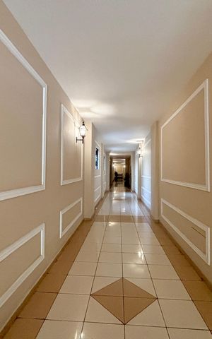 Apartamento para alugar com 216m², 3 quartos e 1 vaga Apartamento para alugar com 216m², 3 quartos e 1 vagaPortaria
