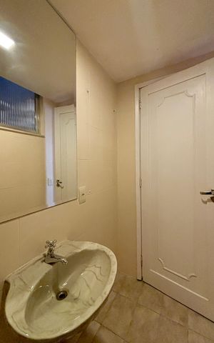 Apartamento para alugar com 216m², 3 quartos e 1 vaga Apartamento para alugar com 216m², 3 quartos e 1 vagaLavabo