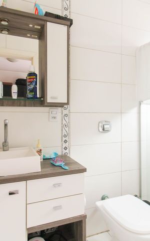 Casa à venda com 195m², 4 quartos e 2 vagas Casa à venda com 195m², 4 quartos e 2 vagasBanheiro da Suíte 3