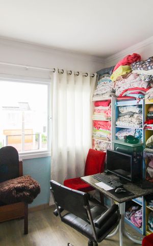 Casa à venda com 195m², 4 quartos e 2 vagas Casa à venda com 195m², 4 quartos e 2 vagasSuíte 2