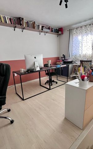 Casa à venda com 249m², 3 quartos e 2 vagas