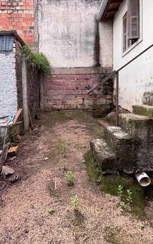 Casa à venda com 200m², 2 quartos e 1 vagaQuintal