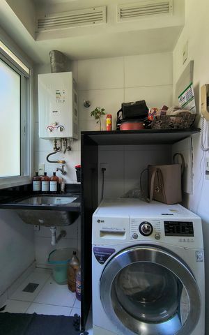 Apartamento à venda com 80m², 2 quartos e 1 vagaÁrea de Serviço