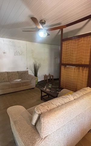 Casa à venda com 260m², 4 quartos e 2 vagas