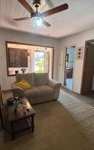 Casa à venda com 260m², 4 quartos e 2 vagas