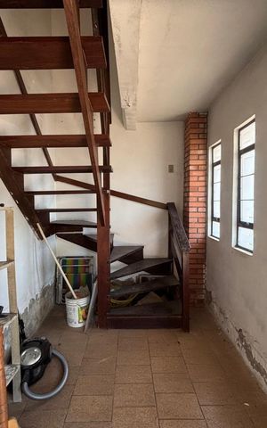 Casa à venda com 260m², 4 quartos e 2 vagas