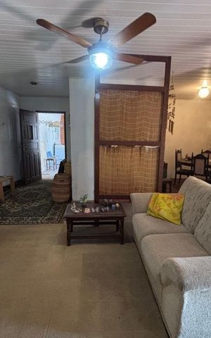 Casa à venda com 260m², 4 quartos e 2 vagas