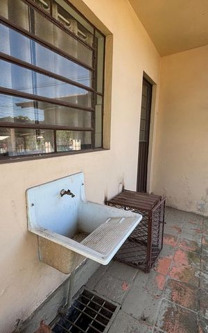 Casa à venda com 260m², 4 quartos e 2 vagas