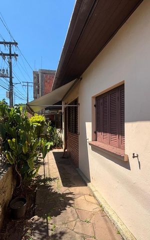 Casa à venda com 260m², 4 quartos e 2 vagas