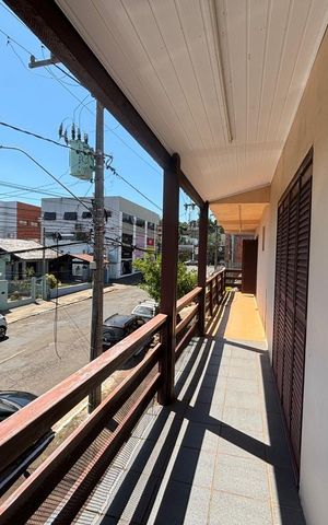 Casa à venda com 260m², 4 quartos e 2 vagas