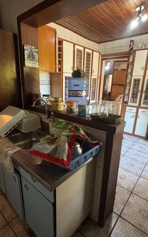 Casa à venda com 260m², 4 quartos e 2 vagas