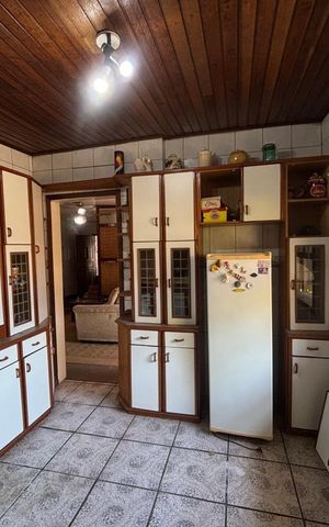 Casa à venda com 260m², 4 quartos e 2 vagas