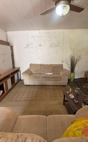 Casa à venda com 260m², 4 quartos e 2 vagas