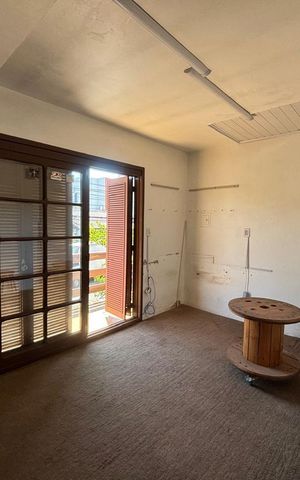 Casa à venda com 260m², 4 quartos e 2 vagas