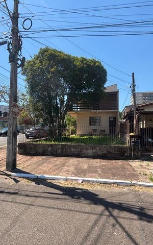 Casa à venda com 260m², 4 quartos e 2 vagas