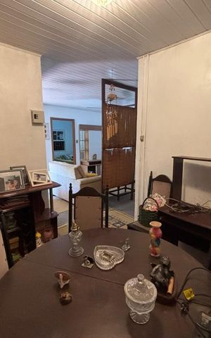Casa à venda com 260m², 4 quartos e 2 vagas