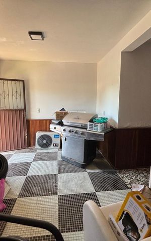 Casa à venda com 260m², 4 quartos e 2 vagas