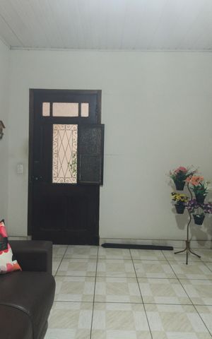 Casa à venda com 270m², 5 quartos e 2 vagas Casa à venda com 270m², 5 quartos e 2 vagasSala - Casa 2
