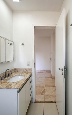 Apartamento à venda com 93m², 3 quartos e 2 vagas Apartamento à venda com 93m², 3 quartos e 2 vagasBanheiro da Suíte