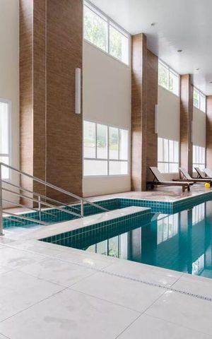 Apartamento à venda com 93m², 3 quartos e 2 vagas Apartamento à venda com 93m², 3 quartos e 2 vagasÁrea comum - Piscina