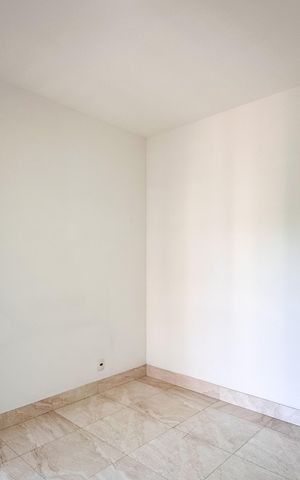 Apartamento à venda com 93m², 3 quartos e 2 vagas Apartamento à venda com 93m², 3 quartos e 2 vagasSuíte
