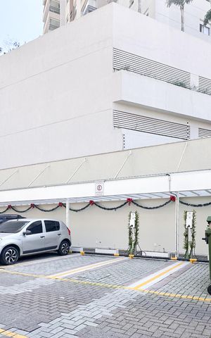 Apartamento à venda com 93m², 3 quartos e 2 vagas Apartamento à venda com 93m², 3 quartos e 2 vagasÁrea Comum - Garagem